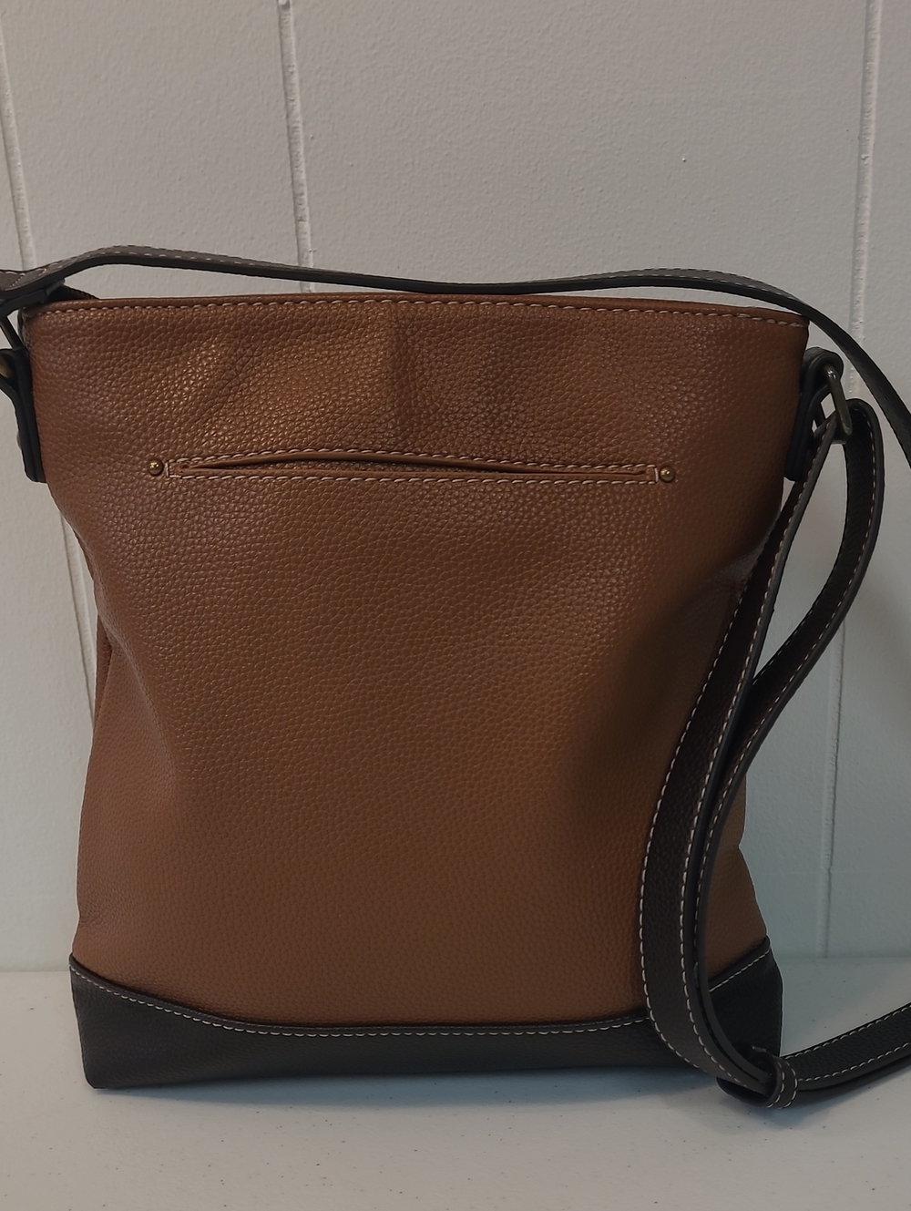 Dog Lover's Chala Paw Accent Vegan Brown/Black Crossbody Bag Adjustable Strap - Picture 3 of 16